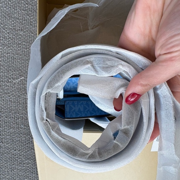 Michael Kors Small Pratt Tote in Pacific Blue – Brand New With Tags - Picture 14 of 16